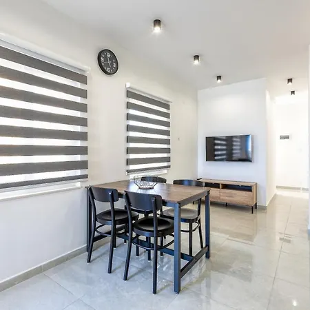 Stylish & Modern 1 Bedroom Duplex In St Julians By 360 Estates Apartamento San Julián