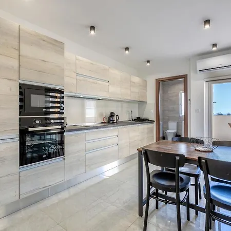 Daire Stylish & Modern 1 Bedroom Duplex In St Julians By 360 Estates *