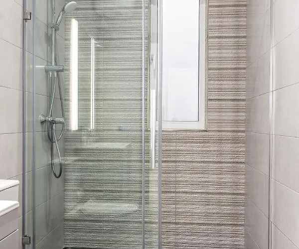 Stylish & Modern 1 Bedroom Duplex In St Julians By 360 Estates Apartman