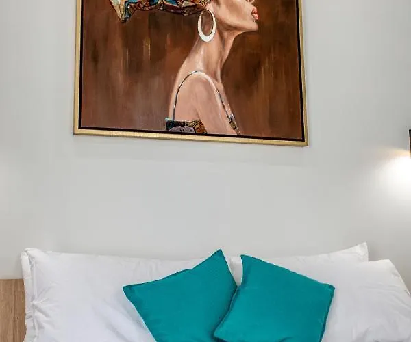 Stylish & Modern 1 Bedroom Duplex In St Julians By 360 Estates San Ġiljan