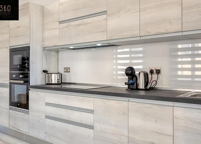 Apartman Stylish & Modern 1 Bedroom Duplex In St Julians By 360 Estates *