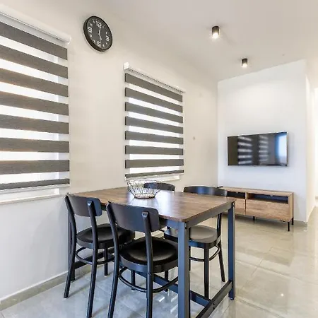 Stylish & Modern 1 Bedroom Duplex In St Julians By 360 Estates Lejlighed