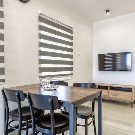 Stylish & Modern 1 Bedroom Duplex In St Julians By 360 Estates * Saint Julian's